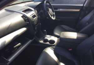 2010 Kia Sorento 2.2 Crdi Kx-2 Auto AWD Euro 5 5dr in Black — image 2
