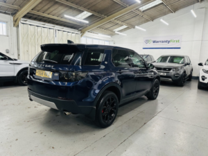 2018 Land Rover Discovery Sport 2.0 Td4 Hse in Blue — image 3