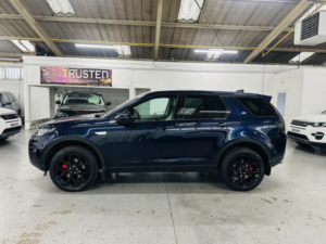 2018 Land Rover Discovery Sport 2.0 Td4 Hse in Blue — image 5