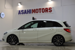 2014 Mercedes-Benz B Class 1.6 B180 Se 7g-Dct Euro 6 (s/s) 5dr in White — image 5