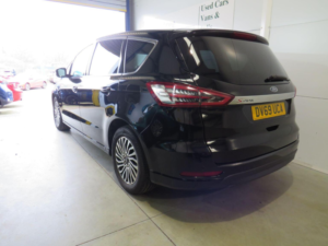 2019 Ford S-Max 2.0 Ecoblue Titanium Auto Euro 6 (s/s) 5dr in Black — image 4