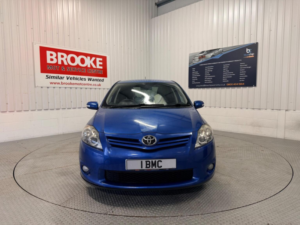 2010 Toyota Auris 1.6 V-Matic Sr Euro 5 5dr in Blue — image 3