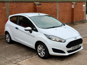 2013 Ford Fiesta 1.25 Studio Euro 5 3dr in White — image 2