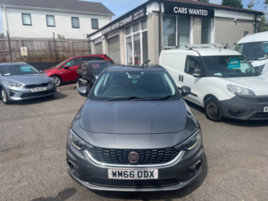 2016 Fiat Tipo 1.3 Multijetii Lounge Hatchback 5dr Diesel Manual Euro 6 (s/s) (95 Ps) in Grey — image 2