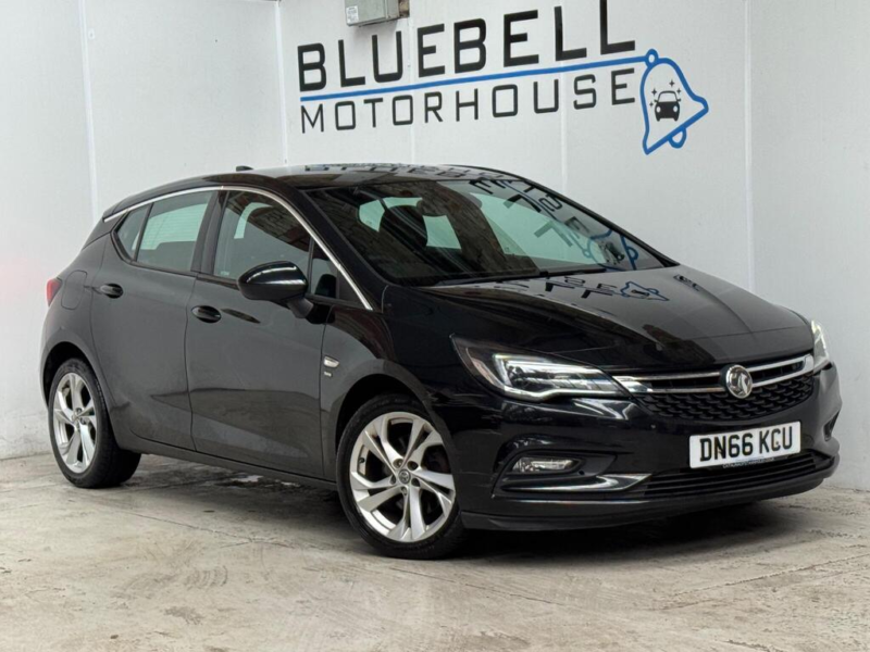 2016 Vauxhall Astra 1.6 Cdti Blueinjection Sri Nav Euro 6 (s/s) 5dr in Black — image 1