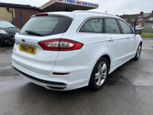 2016 Ford Mondeo 2.0 Tdci Titanium Estate in White — image 4
