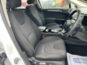 2016 Ford Mondeo 2.0 Tdci Titanium Estate in White — image 6