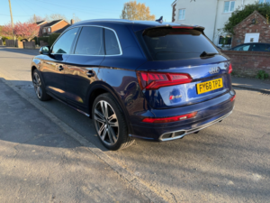 2018 Audi Sq5 3.0 Tfsi V6 in Blue — image 4