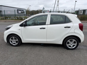 2017 Kia Picanto 1.0 1 Euro 6 5dr in White — image 5