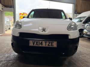 2014 Peugeot Partner 1.6 Hdi 850 Professional L1 4dr in White — image 6