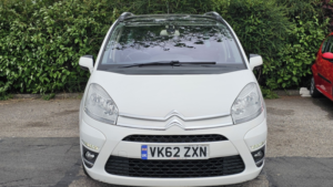 2012 Citroen Grand C4 Picasso 1.6 E-Hdi Airdream Platinum in White — image 2