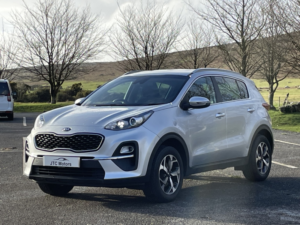 2022 Kia Sportage 1.6 Gdi Isg 2 5dr Man, Silver, Petrol + Great Value SUV in Silver — image 2