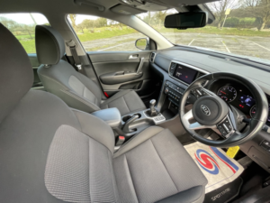 2022 Kia Sportage 1.6 Gdi Isg 2 5dr Man, Silver, Petrol + Great Value SUV in Silver — image 4