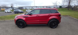 2019 Land Rover Range Rover Evoque 2.0 Td4 Hse Dynamic SUV 5dr Diesel Manual 4WD Euro 6 (s/s) (180 Ps) in Red — image 2
