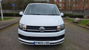 2019 Volkswagen Transporter 2.0 Tdi T28 Trendline Fwd Lwb Euro 6 (s/s) 5dr in Blue — image 2