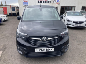 2019 Vauxhall Combo Life 1.5 Turbo D Blueinjection Energy in Black — image 3