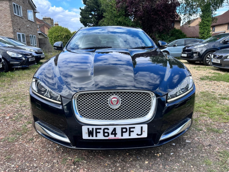 2014 Jaguar Xf 2.2 D Premium Luxury in Black — image 1