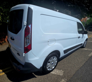 2019 Ford Transit Connect 1.5 240 Ecoblue Trend in White — image 4