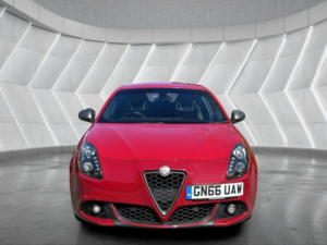 2016 Alfa Romeo Giulietta 1.4 Tb Multiair Speciale Euro 6 (s/s) 5dr in Red — image 2