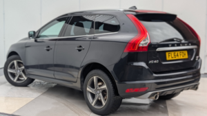 2014 Volvo Xc60 2.4 D4 R-Design Lux SUV 5dr Diesel Manual AWD Euro 5 (s/s) (181 Ps) in Black — image 5