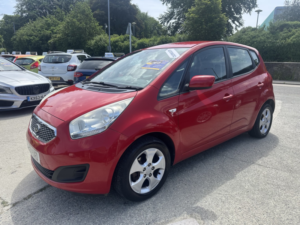 2011 Kia Venga 1.6 2 in Red — image 4