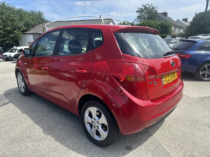 2011 Kia Venga 1.6 2 in Red — image 5