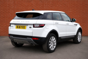 2016 Land Rover Range Rover Evoque 2.0 Ed4 Se Fwd Euro 6 (s/s) 5dr in White — image 4