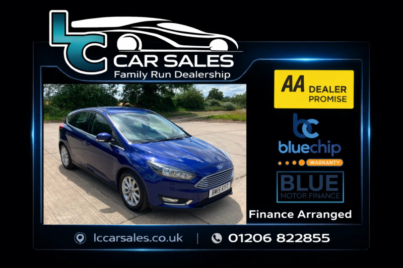 2015 Ford Focus 1.0 T Ecoboost Titanium in Blue — image 1