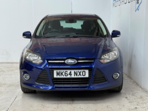 2014 Ford Focus 1.6 Tdci Titanium Navigator Euro 5 (s/s) 5dr in Blue — image 2
