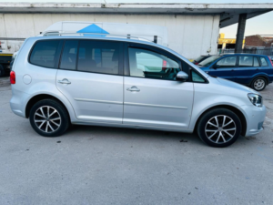 2012 Volkswagen Touran 1.6 Tdi Se Euro 5 5dr in Silver — image 6