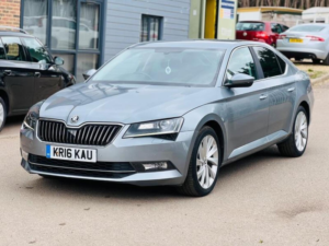 2016 Skoda Superb 2.0 Tdi Se L Executive DSG Auto 6spd Euro 6 (s/s) 5dr in Grey — image 4