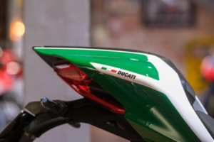 2018 Ducati 1299 Panigale *1299 R Final Edition No: #0829 Of 1299* in Multicolour — image 4