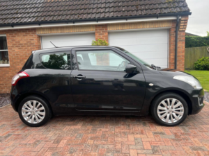 2014 Suzuki Swift 1.2 Sz2 Euro 5 3dr in Black — image 2