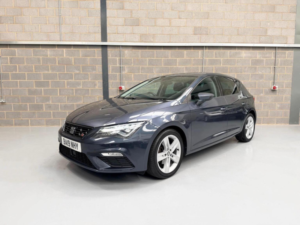 2019 SEAT Leon 1.5 Tsi Evo Fr Euro 6 (s/s) 5dr in Grey — image 3