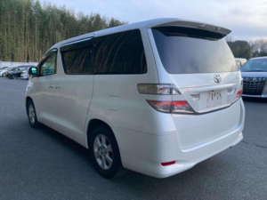 2009 Toyota Vellfire 2.4 X 5dr 8 Seats in White — image 5
