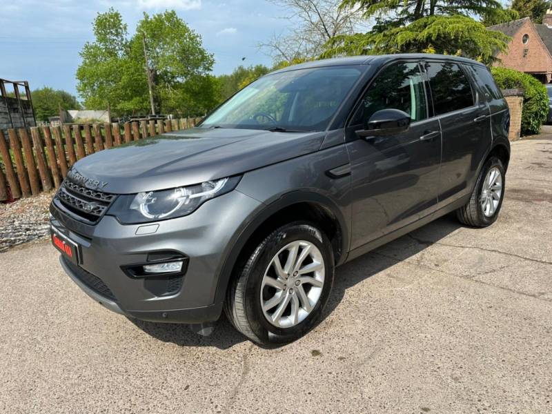 2017 Land Rover Discovery Sport 2.0 Td4 Se Tech in Grey — image 1