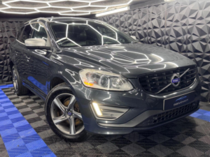 2014 Volvo Xc60 2.4 D5 R-Design Lux Nav Geartronic AWD Euro 5 5dr in Grey — image 5