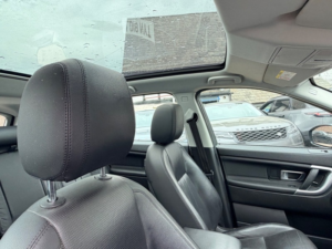 2018 Land Rover Discovery Sport Ed4 Hse in Blue — image 2