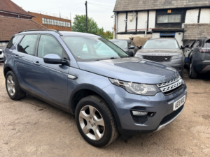2018 Land Rover Discovery Sport Ed4 Hse in Blue — image 6