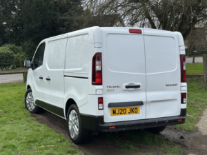 2020 Renault Trafic 2.0 Sl28 Energy Dci 145 Sport in White — image 3