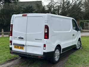 2020 Renault Trafic 2.0 Sl28 Energy Dci 145 Sport in White — image 4