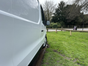 2020 Renault Trafic 2.0 Sl28 Energy Dci 145 Sport in White — image 5