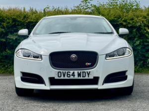 2014 Jaguar Xf 3.0d S V6 Portfolio Sportbrake Auto Euro 5 (s/s) 5dr in White — image 4