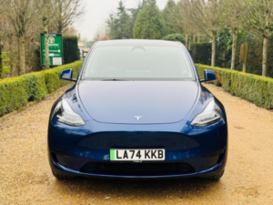 2024 Tesla Model Y Long Range Auto Rwd 5dr in Blue — image 3