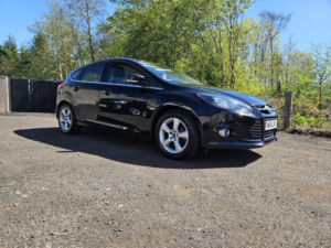 2014 Ford Focus 1.6 Zetec Navigator in Black — image 2