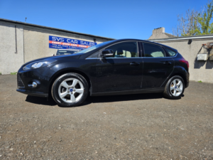 2014 Ford Focus 1.6 Zetec Navigator in Black — image 3