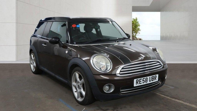 2008 MINI Clubman 1.6 Cooper Euro 4 5dr in Brown — image 1
