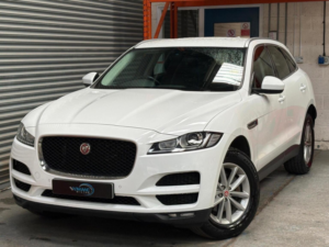 2019 Jaguar F-Pace 2.0 D180 Prestige Auto AWD Euro 6 (s/s) 5dr in White — image 2