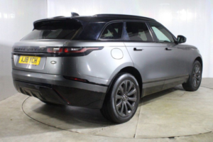 2018 Land Rover Range Rover Velar 2.0 D240 R-Dynamic S SUV 5dr Diesel Auto 4WD Euro 6 (s/s) (240 Ps) in Grey — image 6