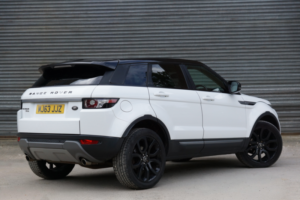 2013 Land Rover Range Rover Evoque 2.2 Sd4 Pure in White — image 5